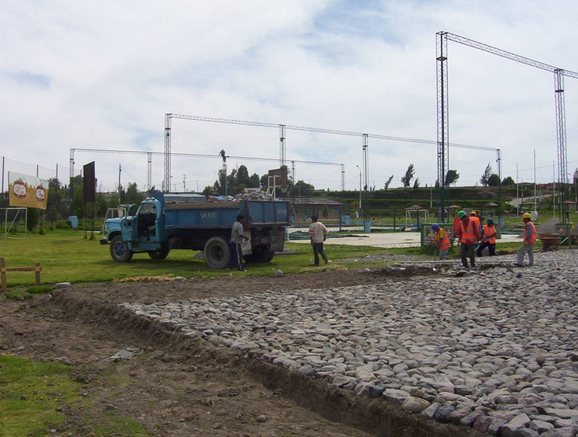 CONSTRUCCION-DE-COMPLEJOS-DEPORTIVOS-II..jpg